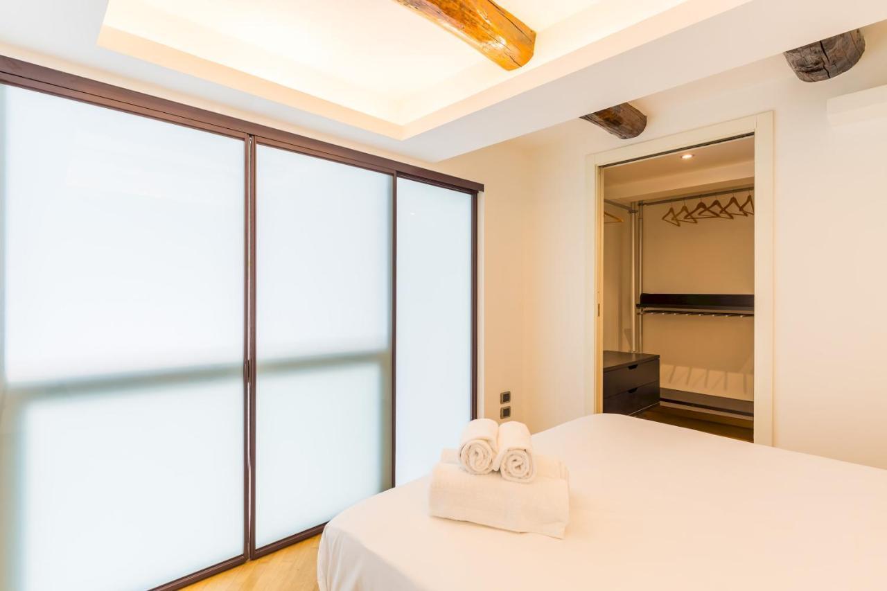 נאפולי Design & Studio Duplex At National Museum מראה חיצוני תמונה